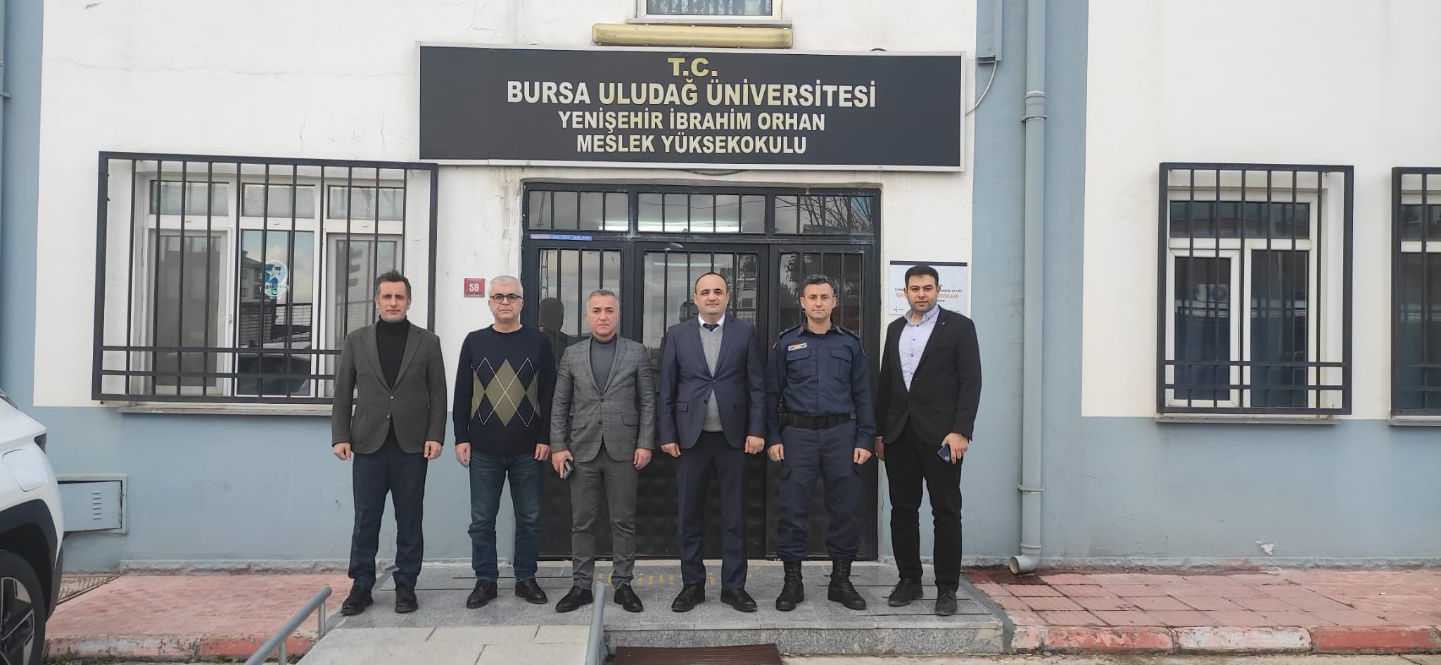  emniyet ve jandarma komutanı